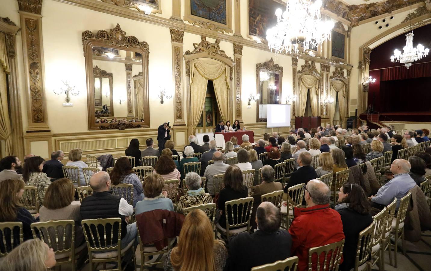 La conferencia de María Amor Martín en el Templo de Córdoba, en imágenes
