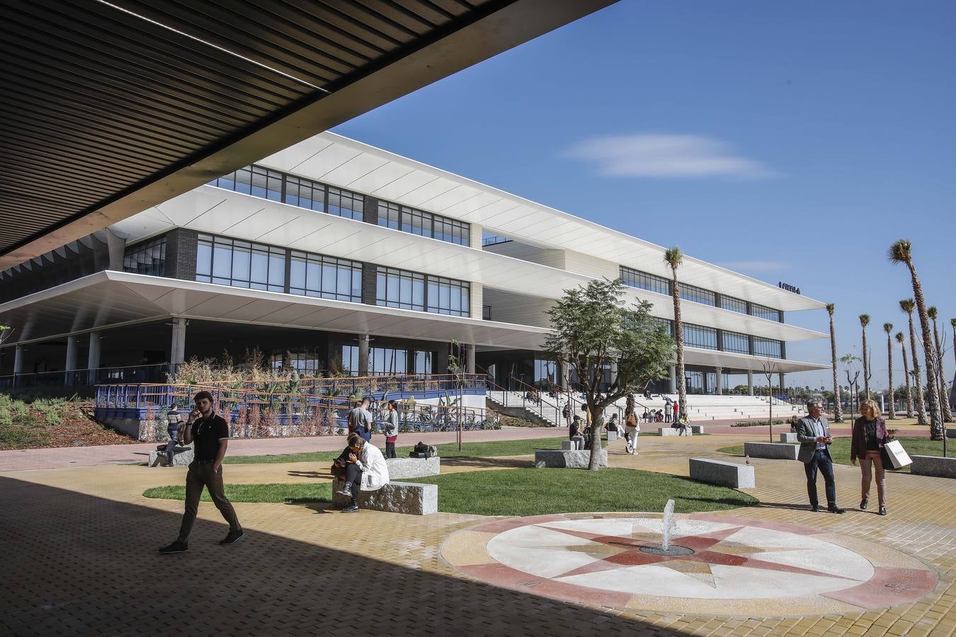 El nuevo campus de la Universidad de Loyola Andalucía, en imágenes