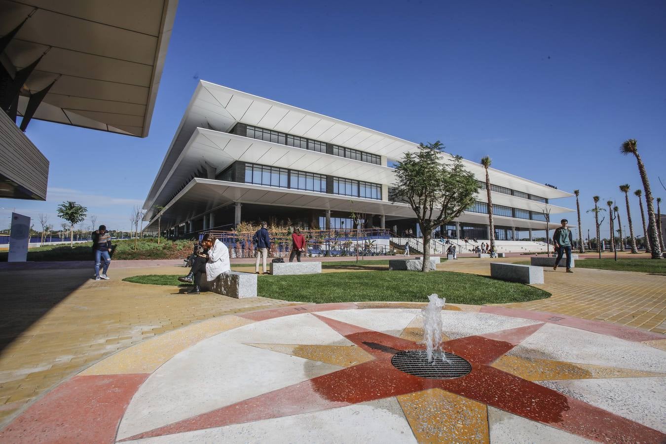 El nuevo campus de la Universidad de Loyola Andalucía, en imágenes