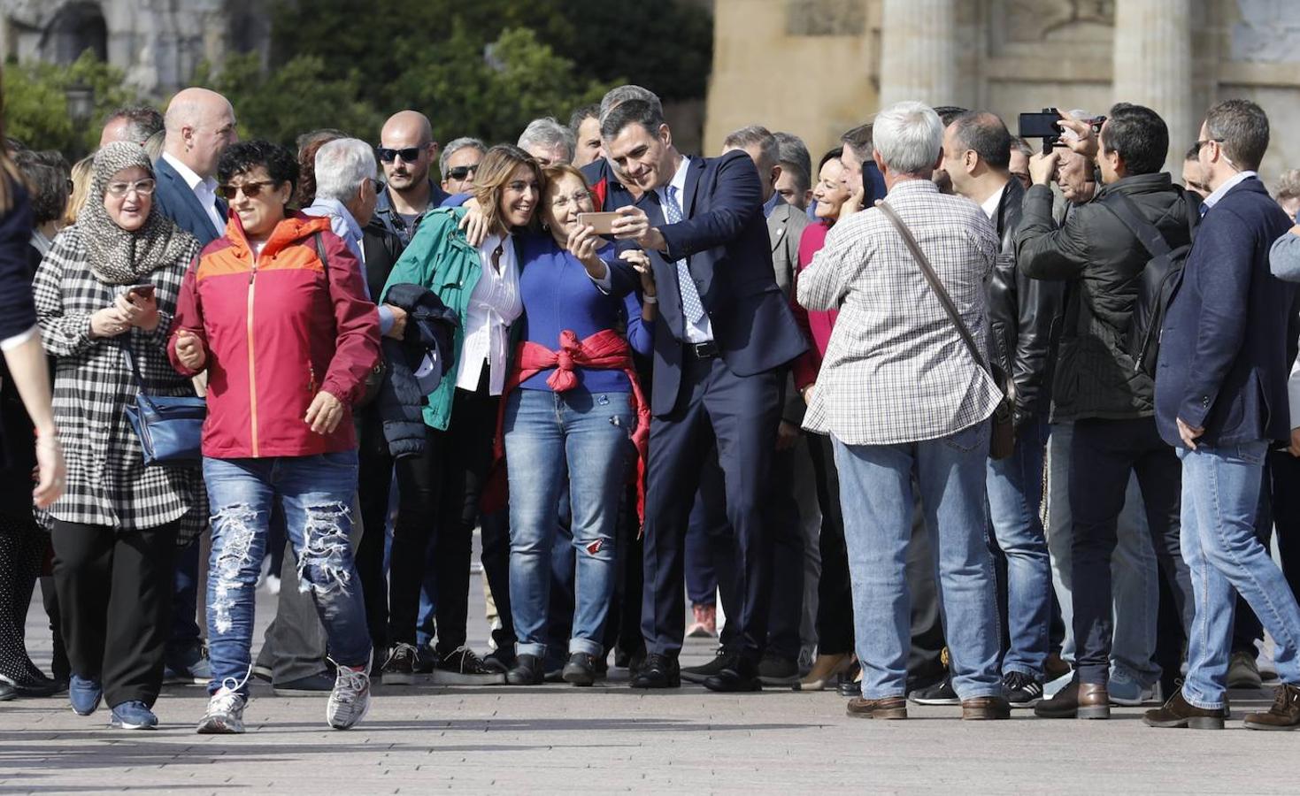 La visita de Pedro Sánchez a Córdoba, en imágenes