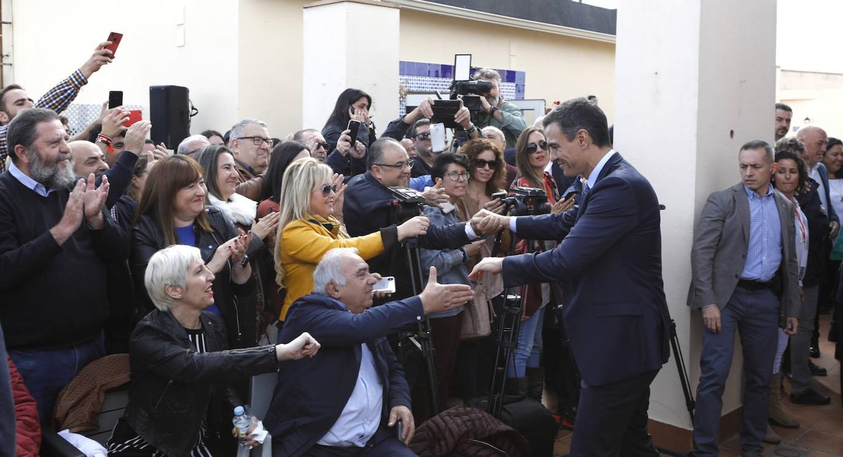 La visita de Pedro Sánchez a Córdoba, en imágenes