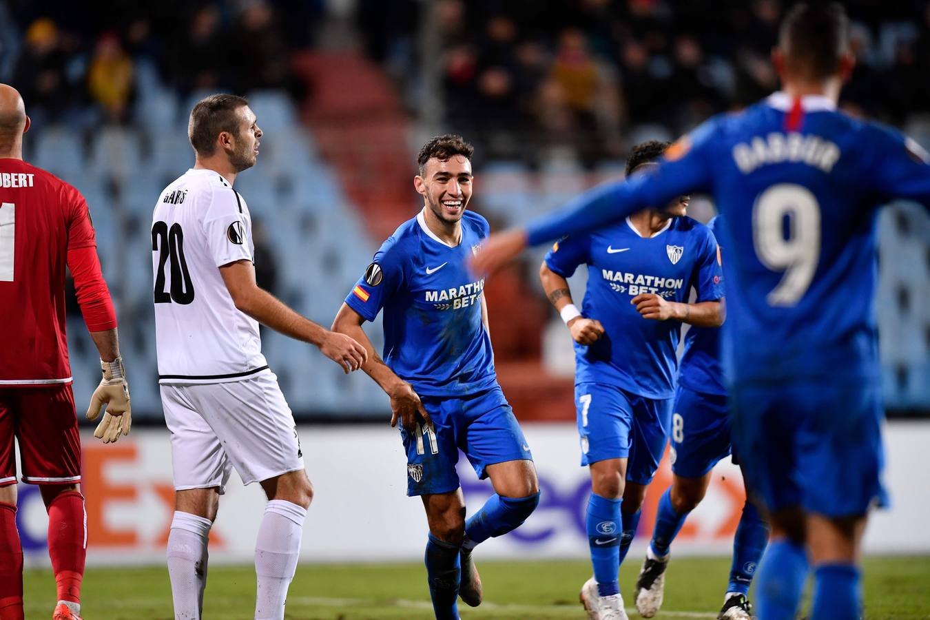 En imágenes, la victoria del Sevilla FC en Luxemburgo