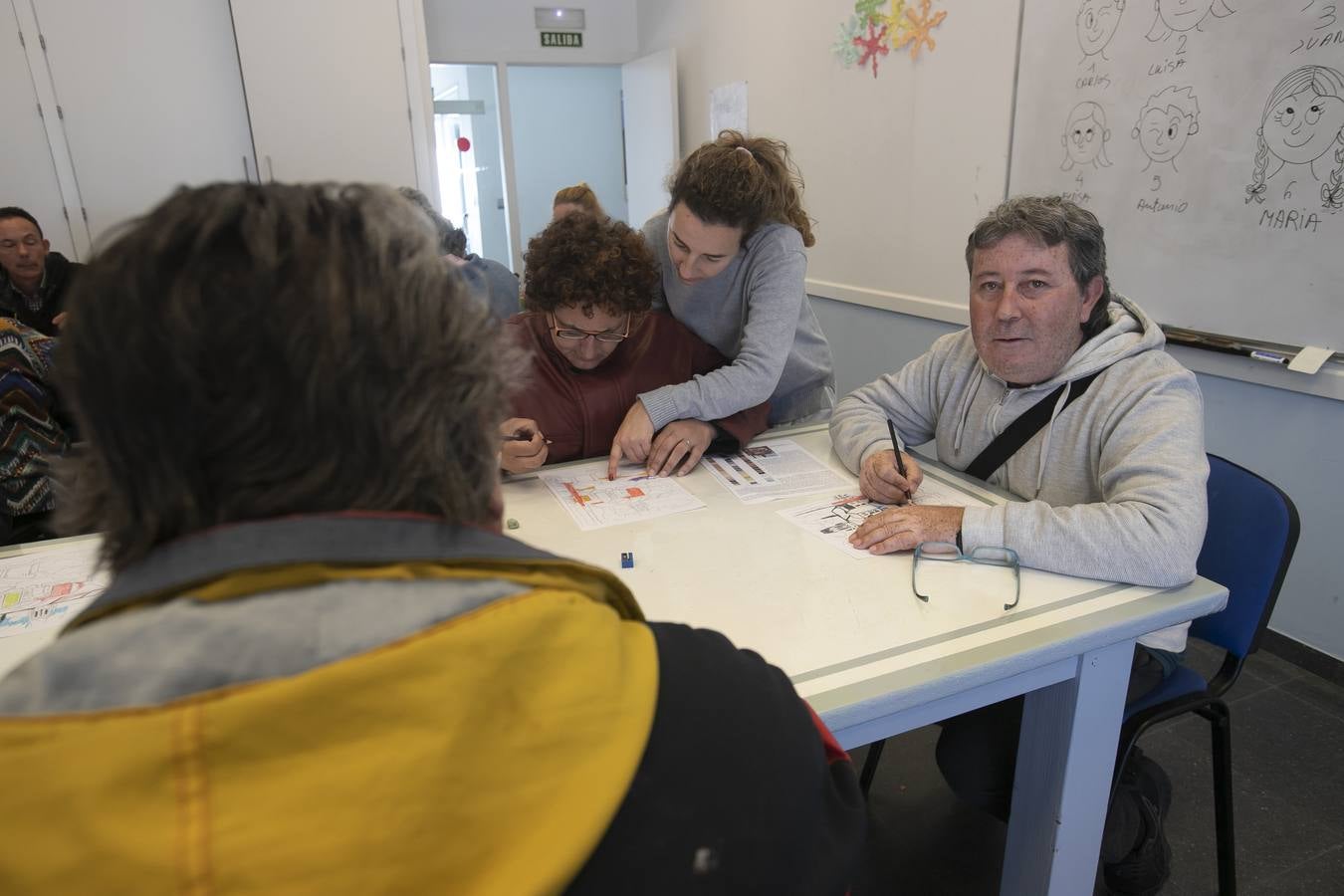 Visita al centro de día de Faisem en Córdoba, en imágenes