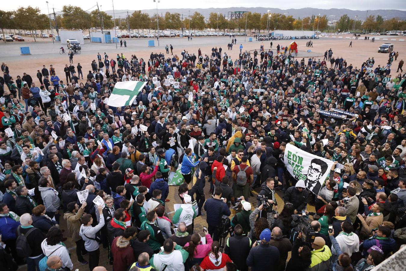 Las concentraciones en el partido del Córdoba CF, en imágenes