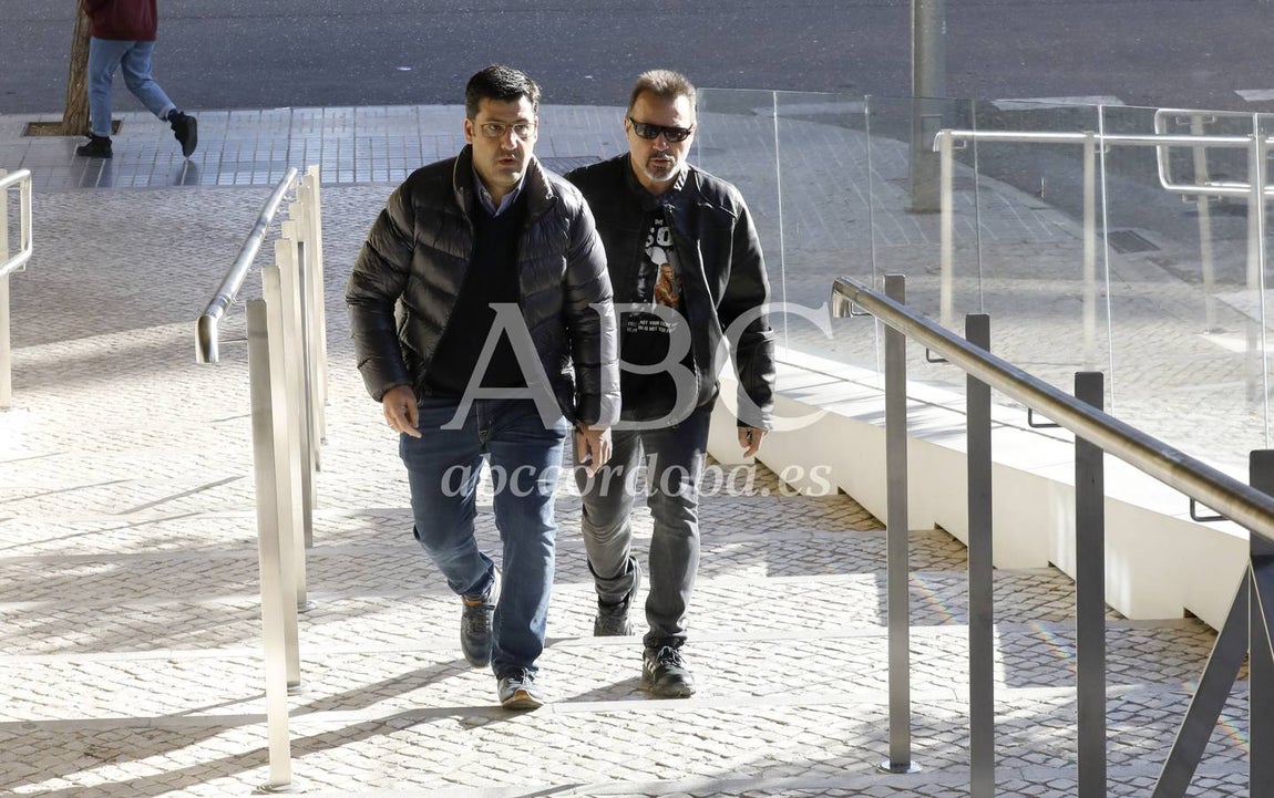 La visita de León a la Ciudad de la Justicia tras su puesta en libertad, en imágenes