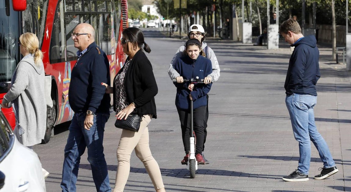 Los usuarios de patinetes eléctricos de Córdoba, en imágenes