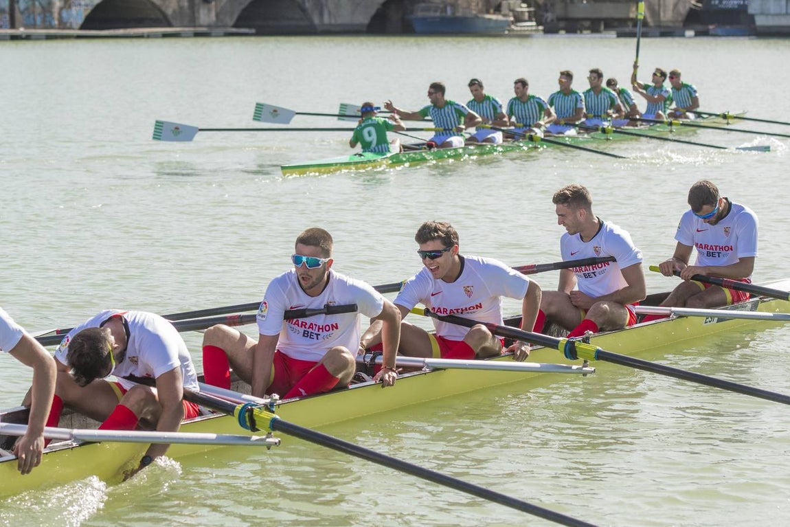Espectaculares imágenes de la Regata Sevilla-Betis