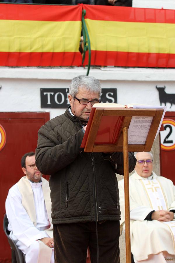 La misa por los fallecidos en el mundo del toro, en imágenes