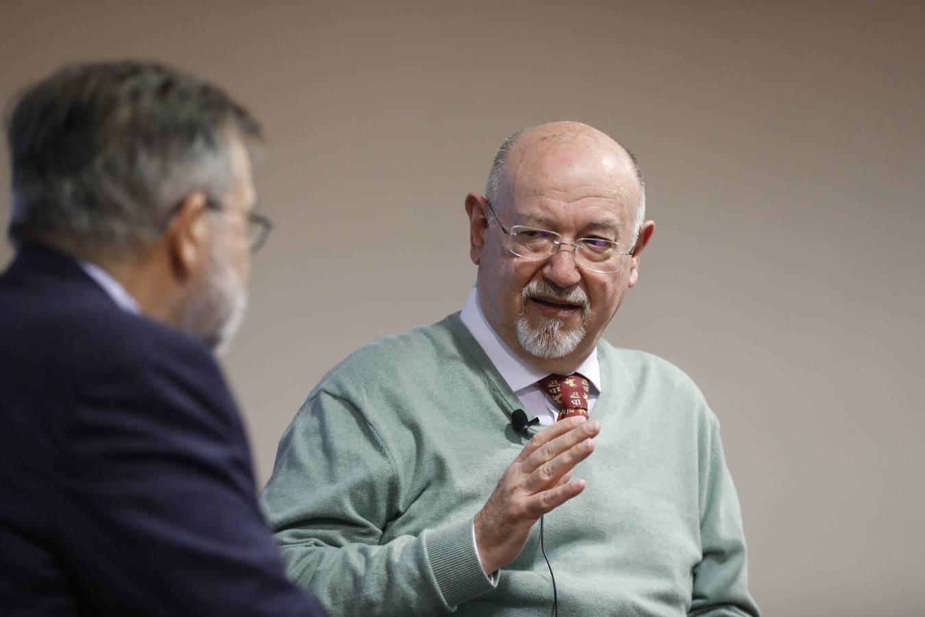 Eslava Galán en el Foro Cultural ABC, en imágenes