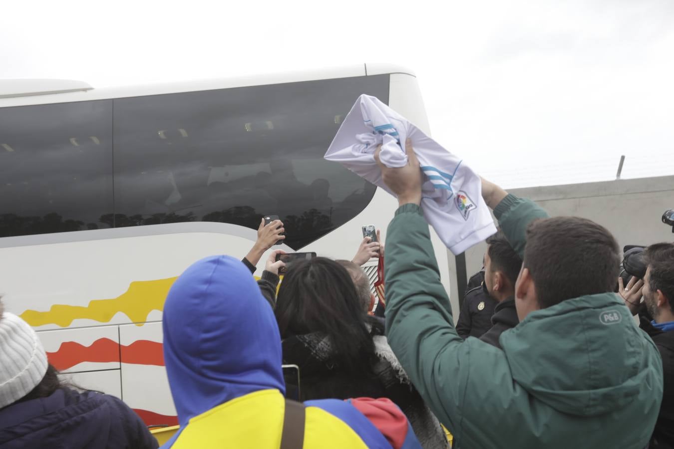 FOTOS: la llegada de la selección española al aeropuerto de Jerez