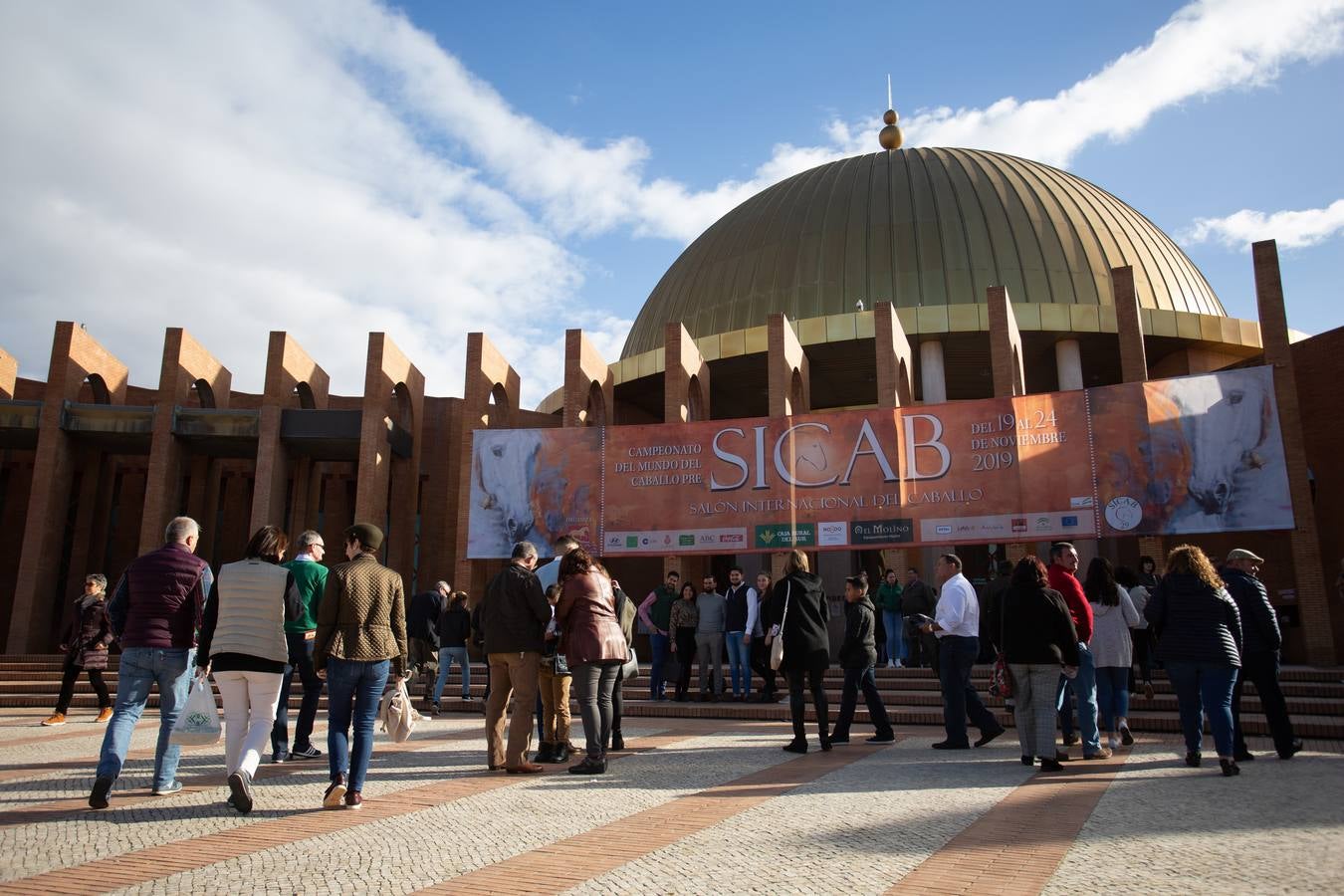 Concurrida jornada de sábado en el Sicab