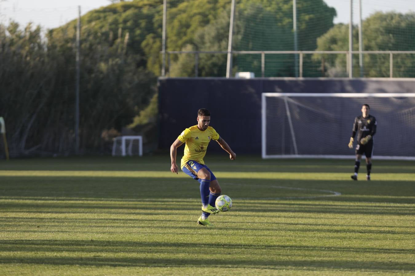 Partido Cádiz B-Sanluqueño (0-0)