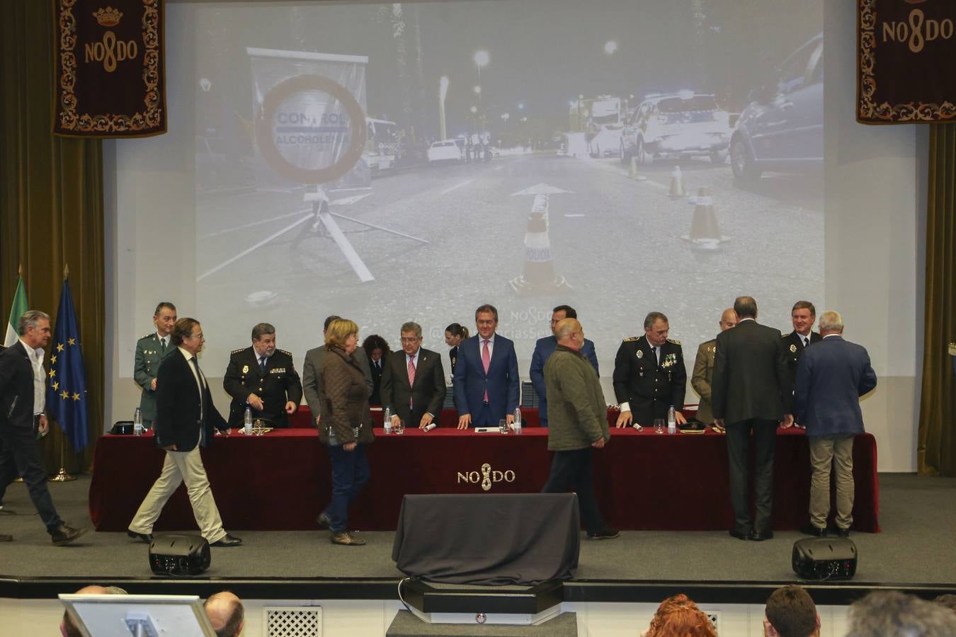 Entrega de medallas en la celebración de la festividad de la Polícia Local