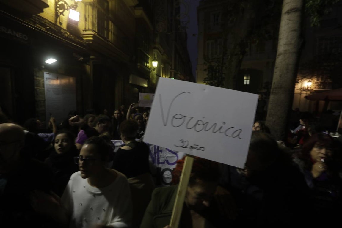 FOTOS: Cádiz contra la lacra de la violencia machista