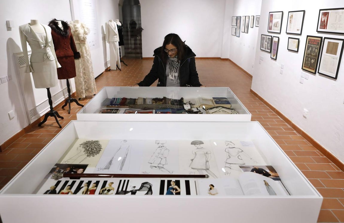 La exposición sobre Antonio Gala y Elio Berhanyer en Córdoba, en imágenes