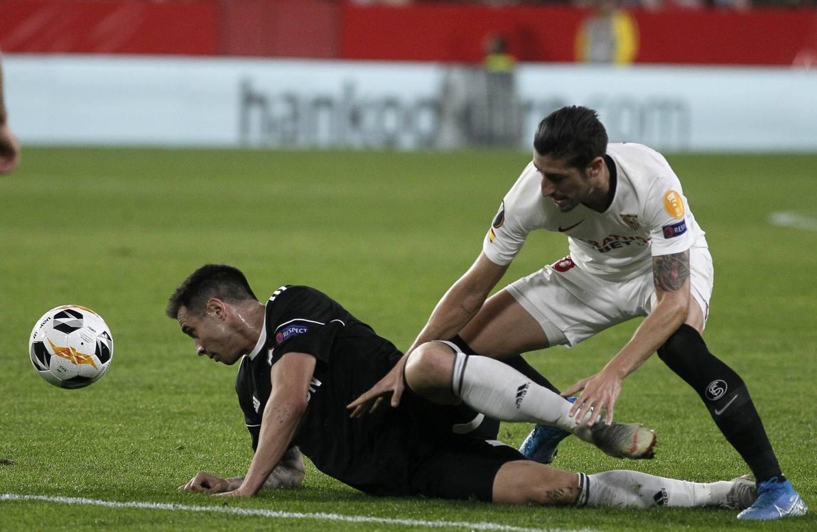 En imágenes, el partido Sevilla FC-Qarabag (2-0)