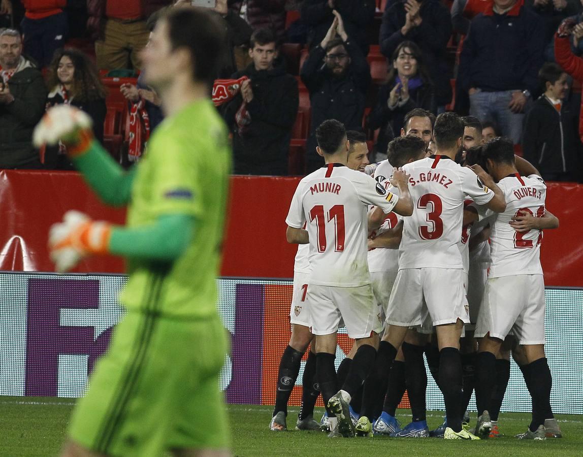 En imágenes, el partido Sevilla FC-Qarabag (2-0)