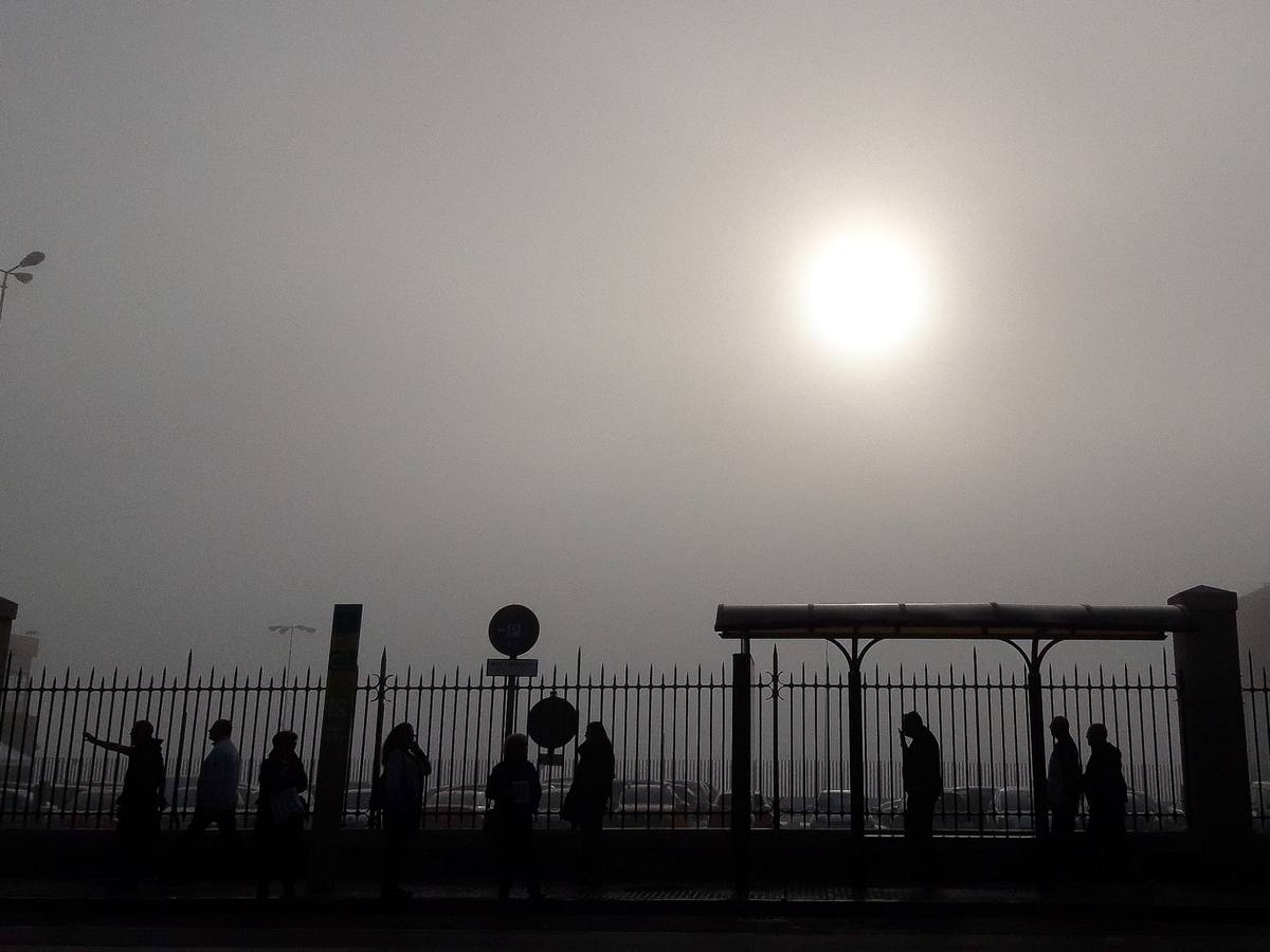 La magia de Cádiz, envuelta en la niebla