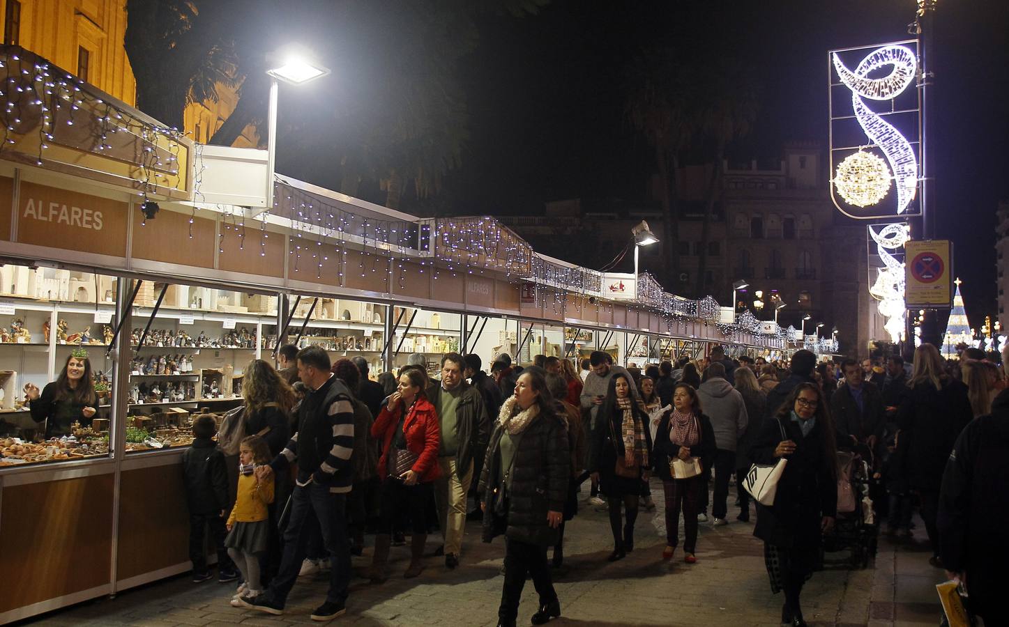 Fotogalería: Navidad, una fiesta permanente en las calles de Sevilla