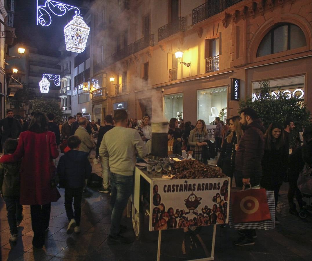 Fotogalería: Navidad, una fiesta permanente en las calles de Sevilla