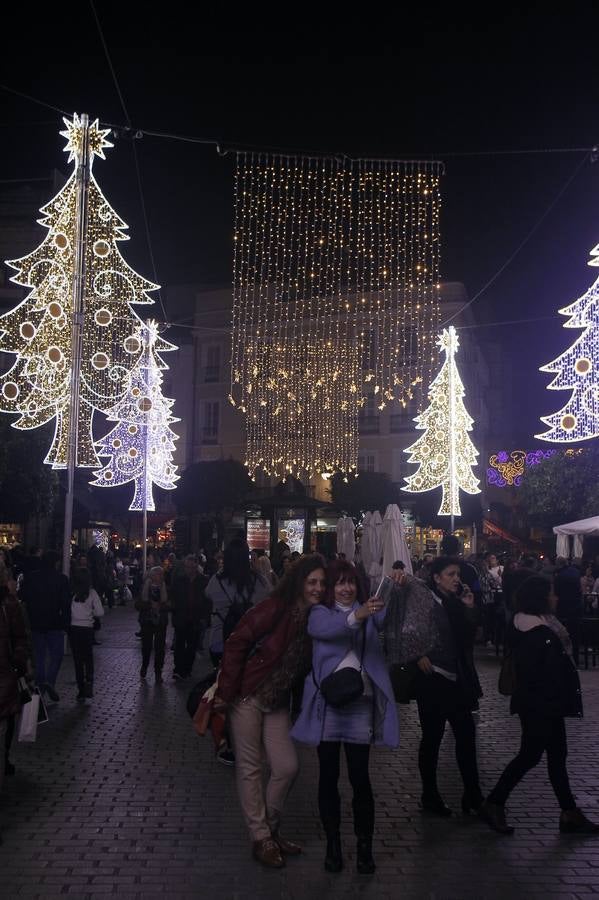 Fotogalería: Navidad, una fiesta permanente en las calles de Sevilla