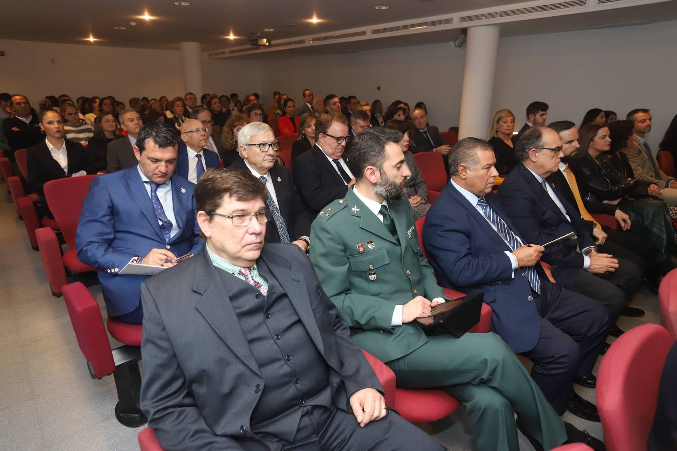 En imágenes, la celebración de la Inmaculada en el Colegio de Farmacéuticos de Córdoba