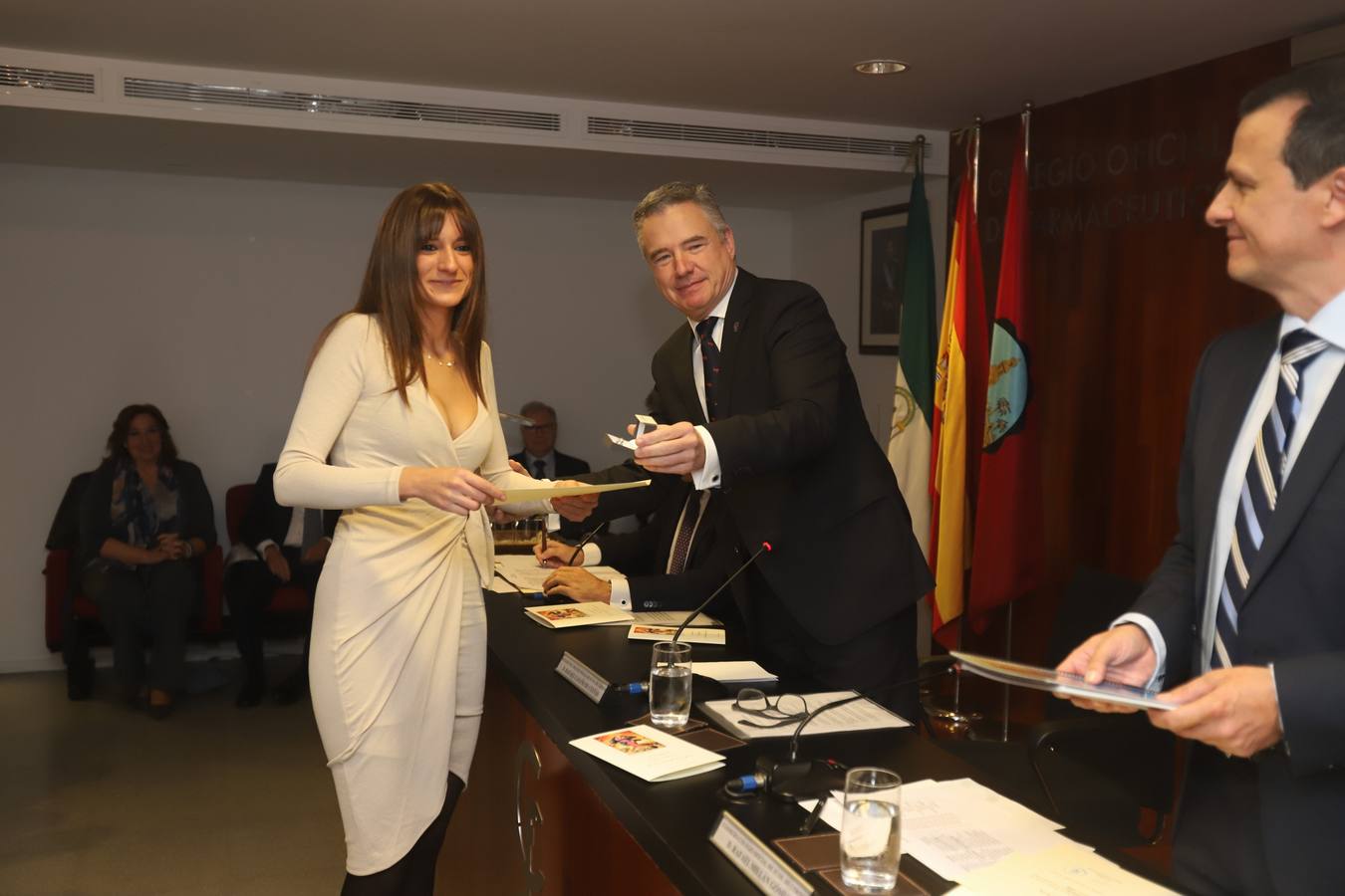 En imágenes, la celebración de la Inmaculada en el Colegio de Farmacéuticos de Córdoba