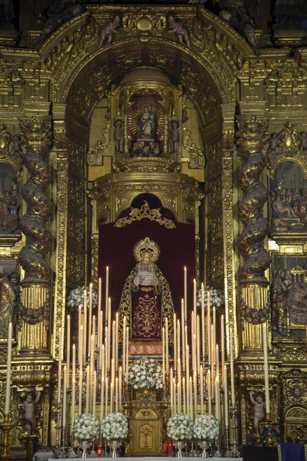 Altar de triduo de la Virgen de la Cabeza