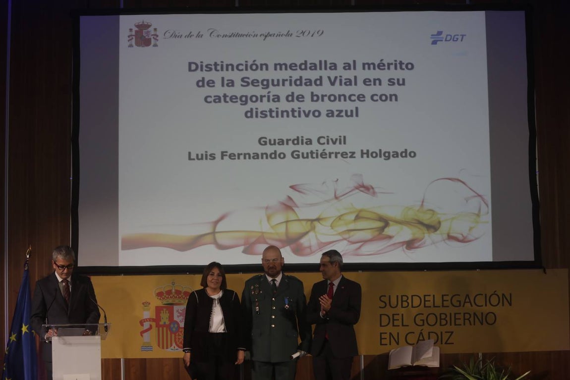 Entrega de distinciones de la Subdelegación por la conmemoración de la Constitución