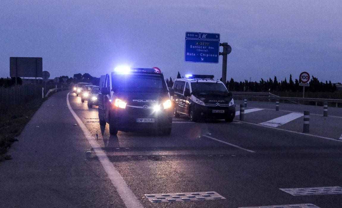 De patrulla con la Policía Nacional por Sanlúcar. Objetivo: mantener el control