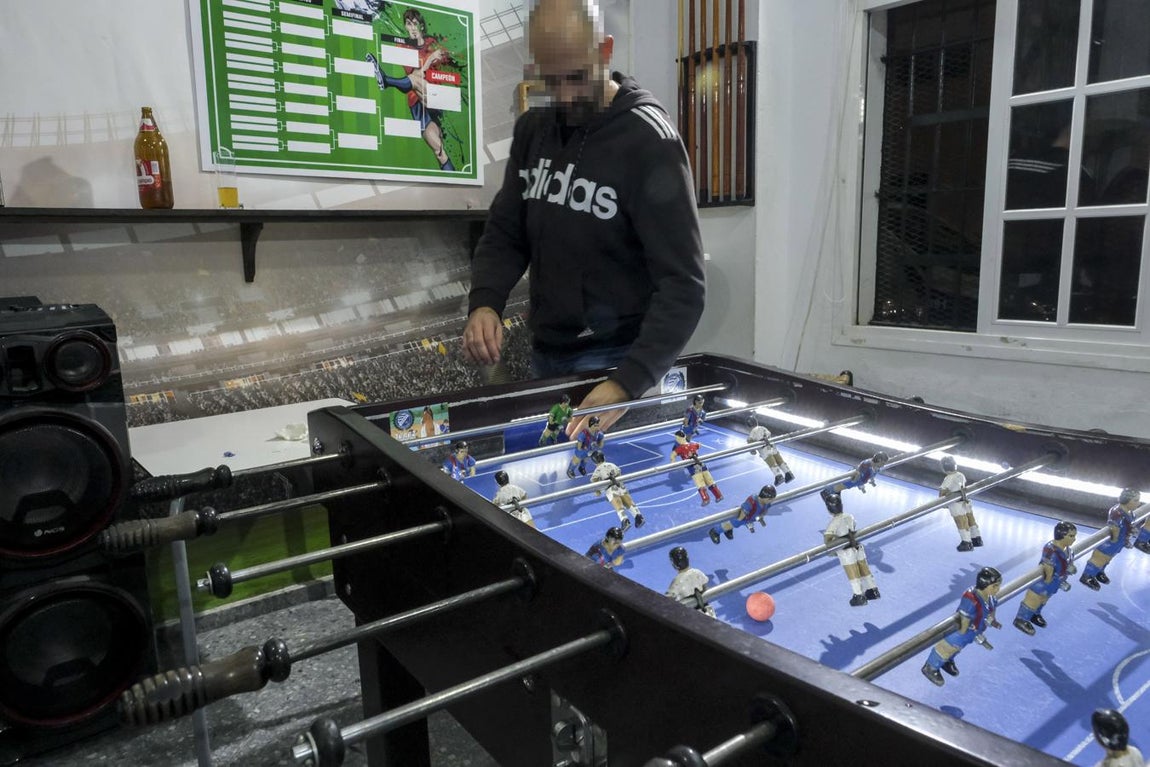 De patrulla con la Policía Nacional por Sanlúcar. Objetivo: mantener el control