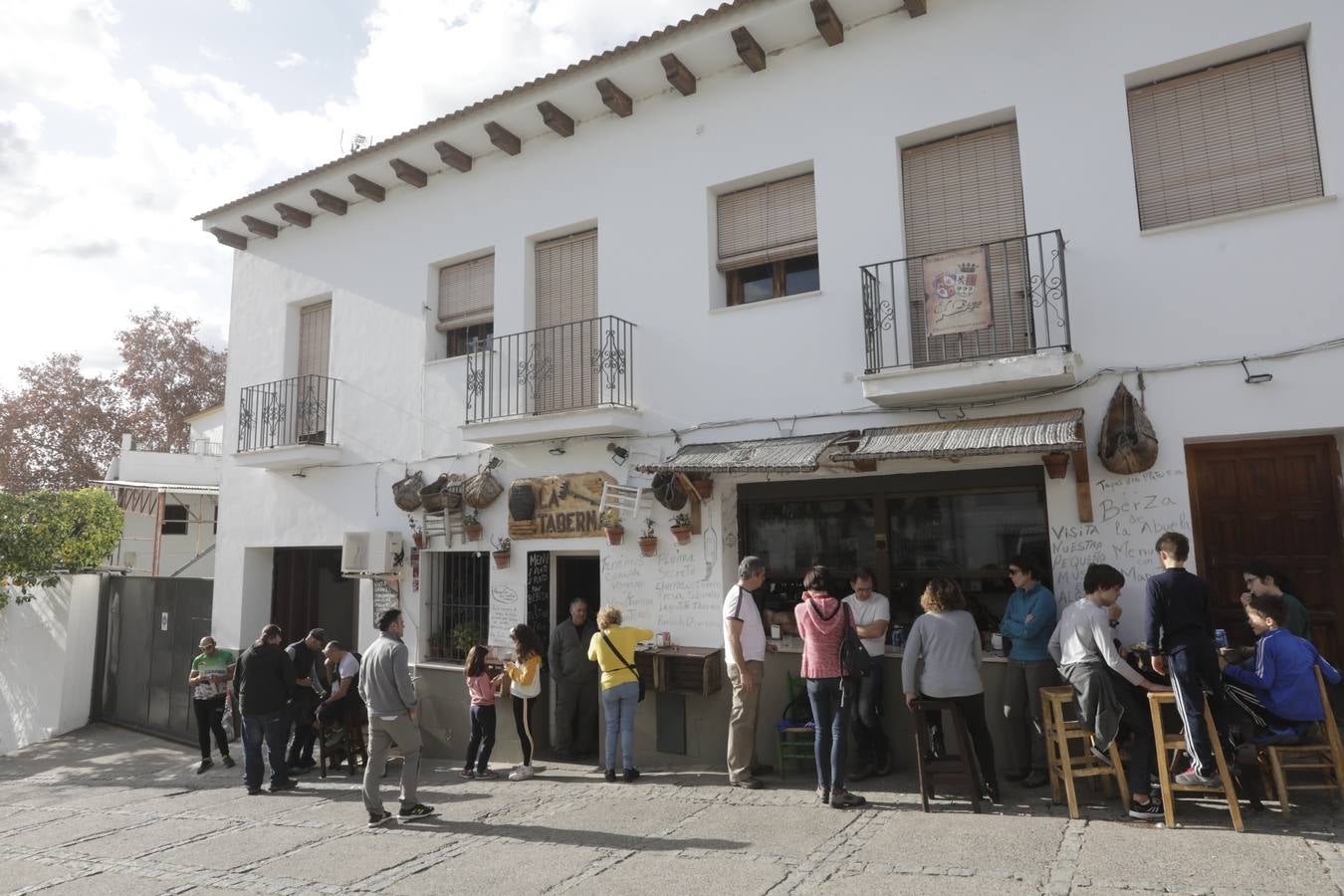 Navidad de contrastes en el primer fin de semana navideño en la provincia