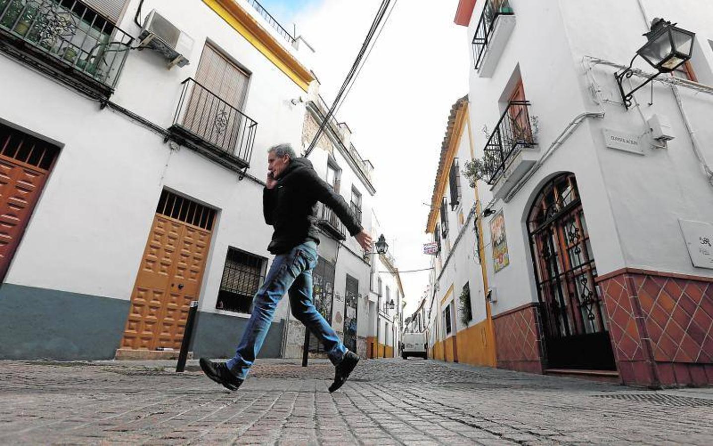 La calle Mucho Trigo de Córdoba, en imágenes