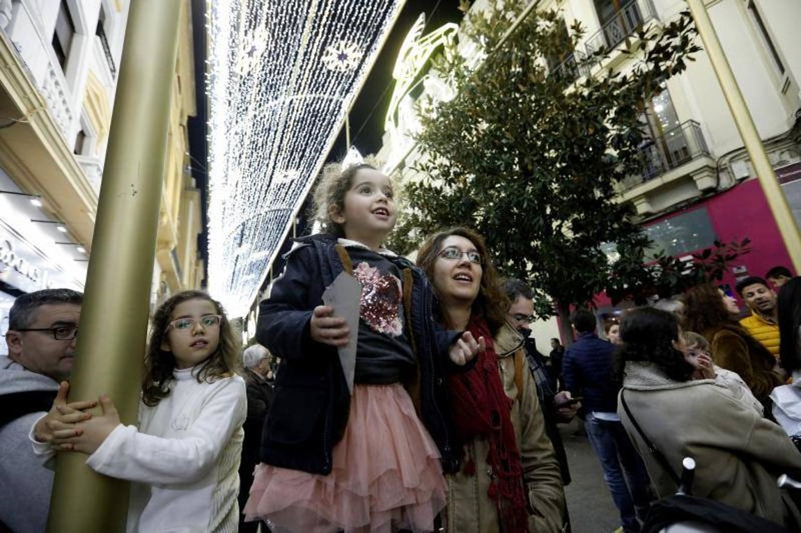 El tercer día del espectáculo de Cruz Conde y el ambiente navideño, en imágenes