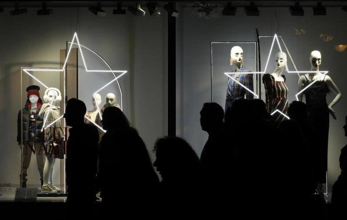 El tercer día del espectáculo de Cruz Conde y el ambiente navideño, en imágenes