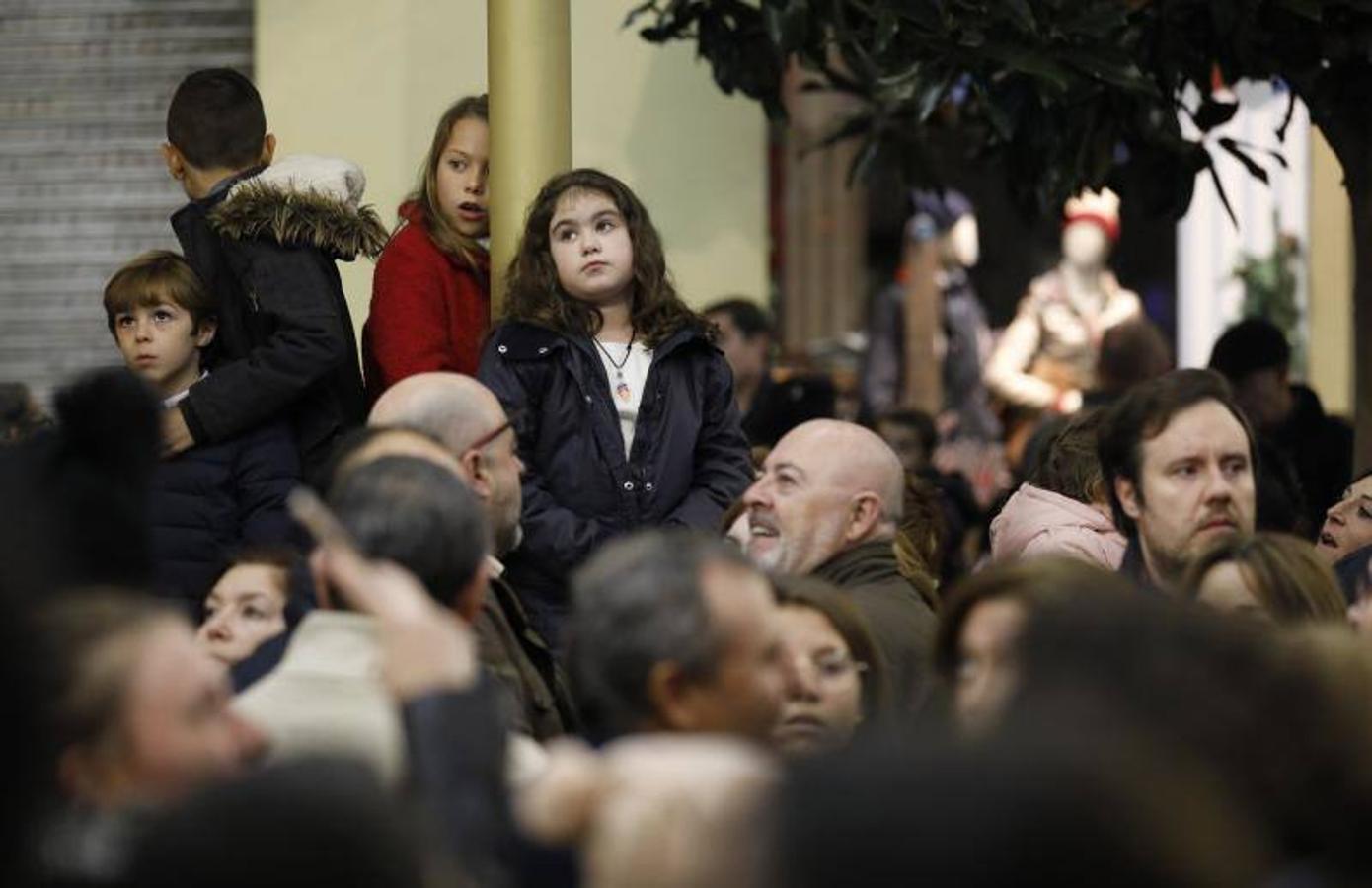 El cuarto día del espectáculo de Cruz Conde y el ambiente navideño, en imágenes