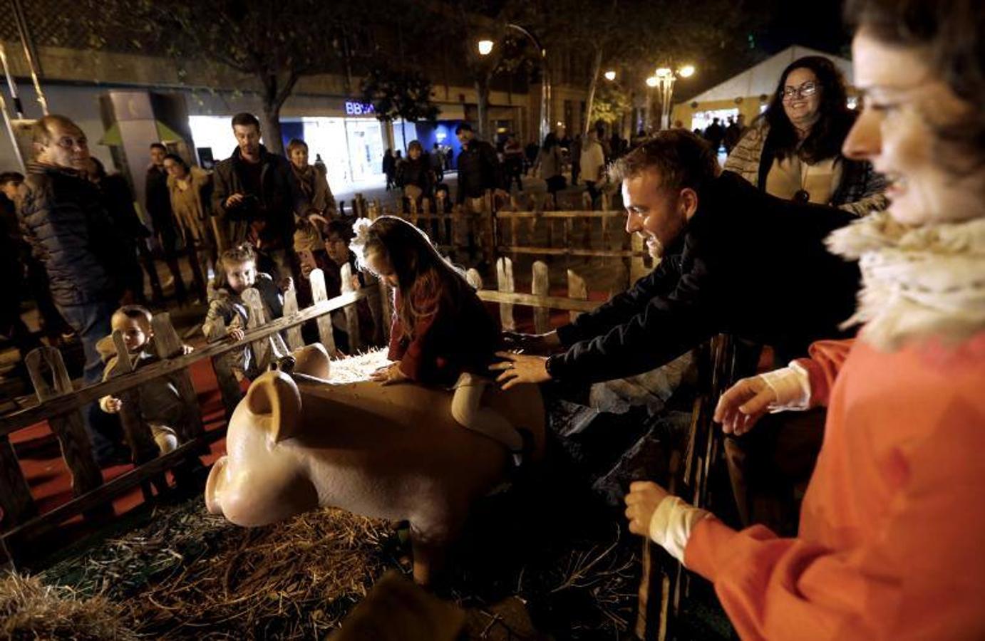 El cuarto día del espectáculo de Cruz Conde y el ambiente navideño, en imágenes