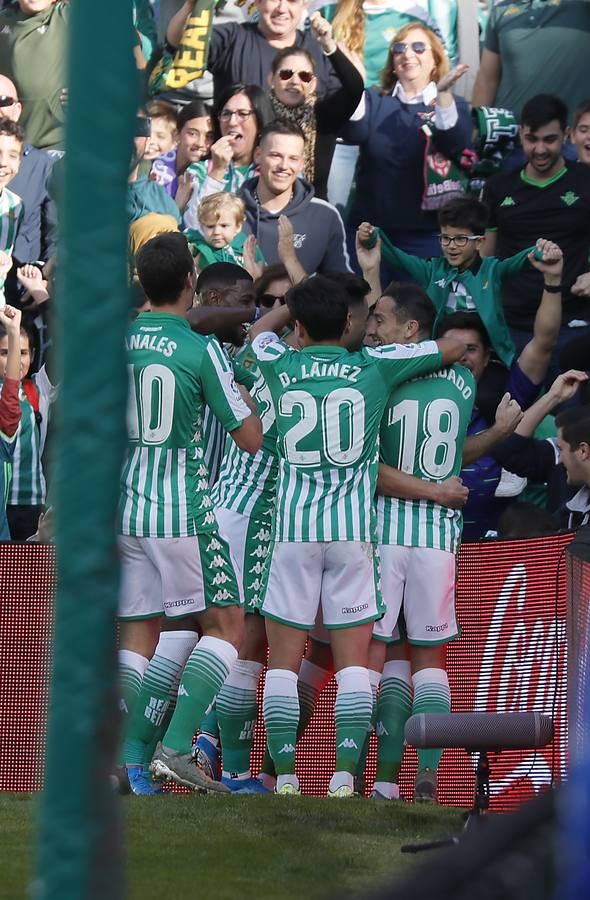 En imágenes, la victoria del Betis frente al Athletic en el Villamarín