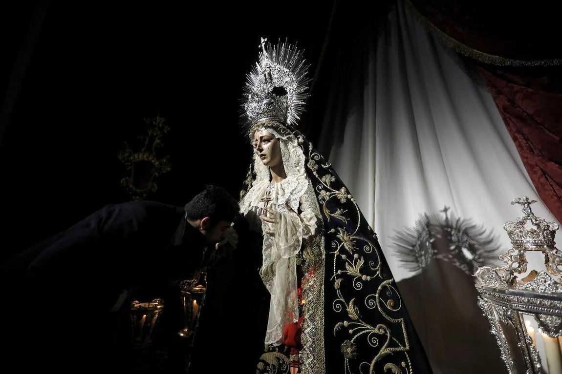 Los besamanos en Córdoba con motivo de la Inmaculada, en imágenes