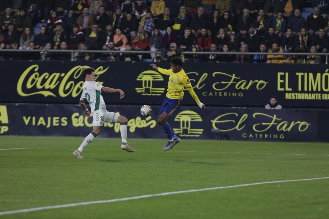 Las imágenes del partido Cádiz C.F. - Elche