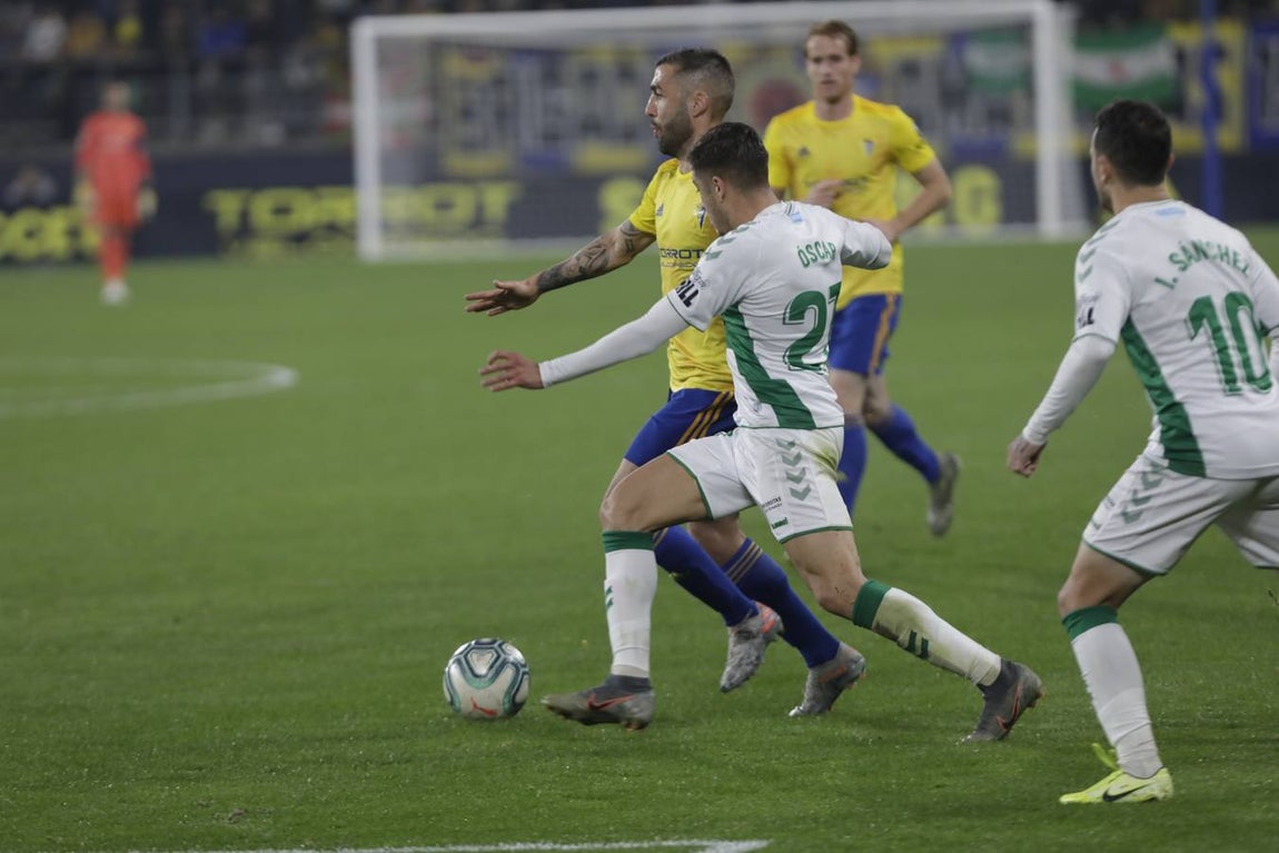 Las imágenes del partido Cádiz C.F. - Elche