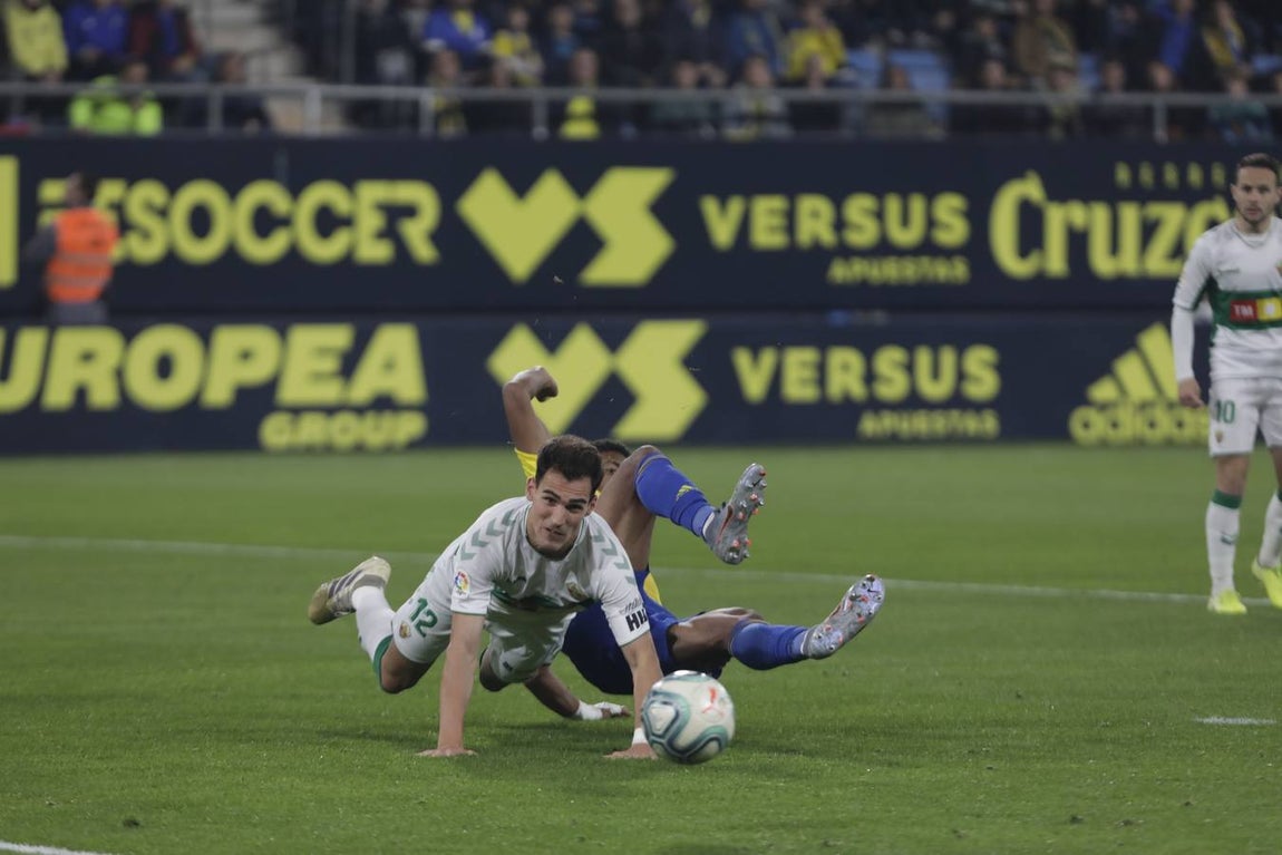 Las imágenes del partido Cádiz C.F. - Elche