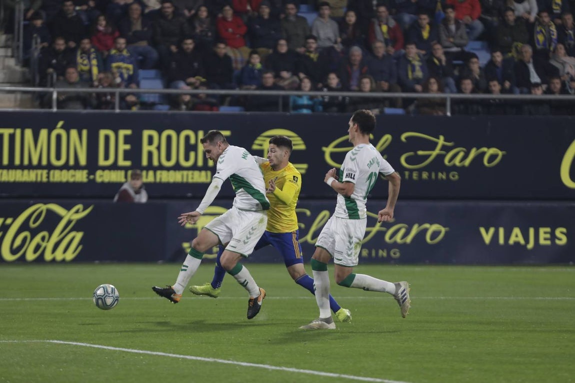 Las imágenes del partido Cádiz C.F. - Elche