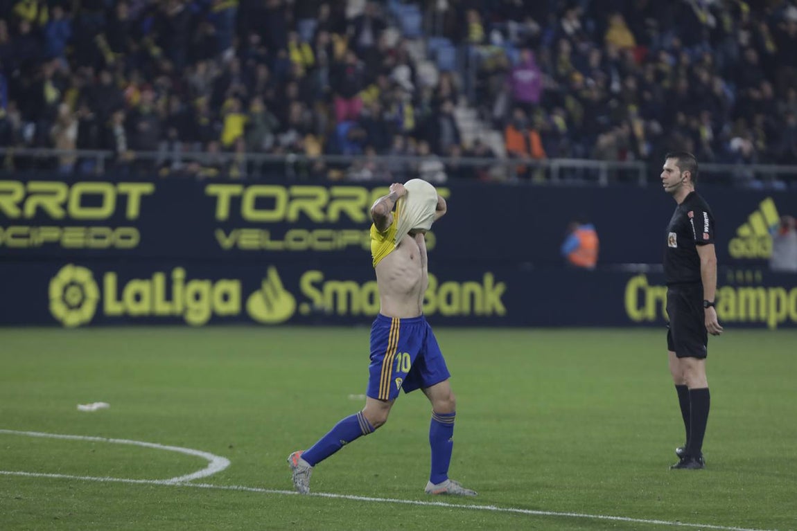 Las imágenes del partido Cádiz C.F. - Elche