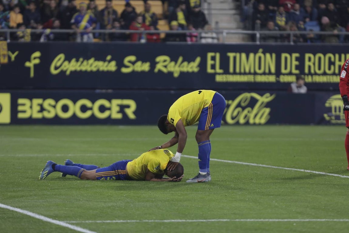 Las imágenes del partido Cádiz C.F. - Elche
