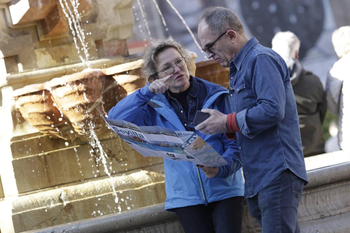 Un puente de lleno total en Sevilla