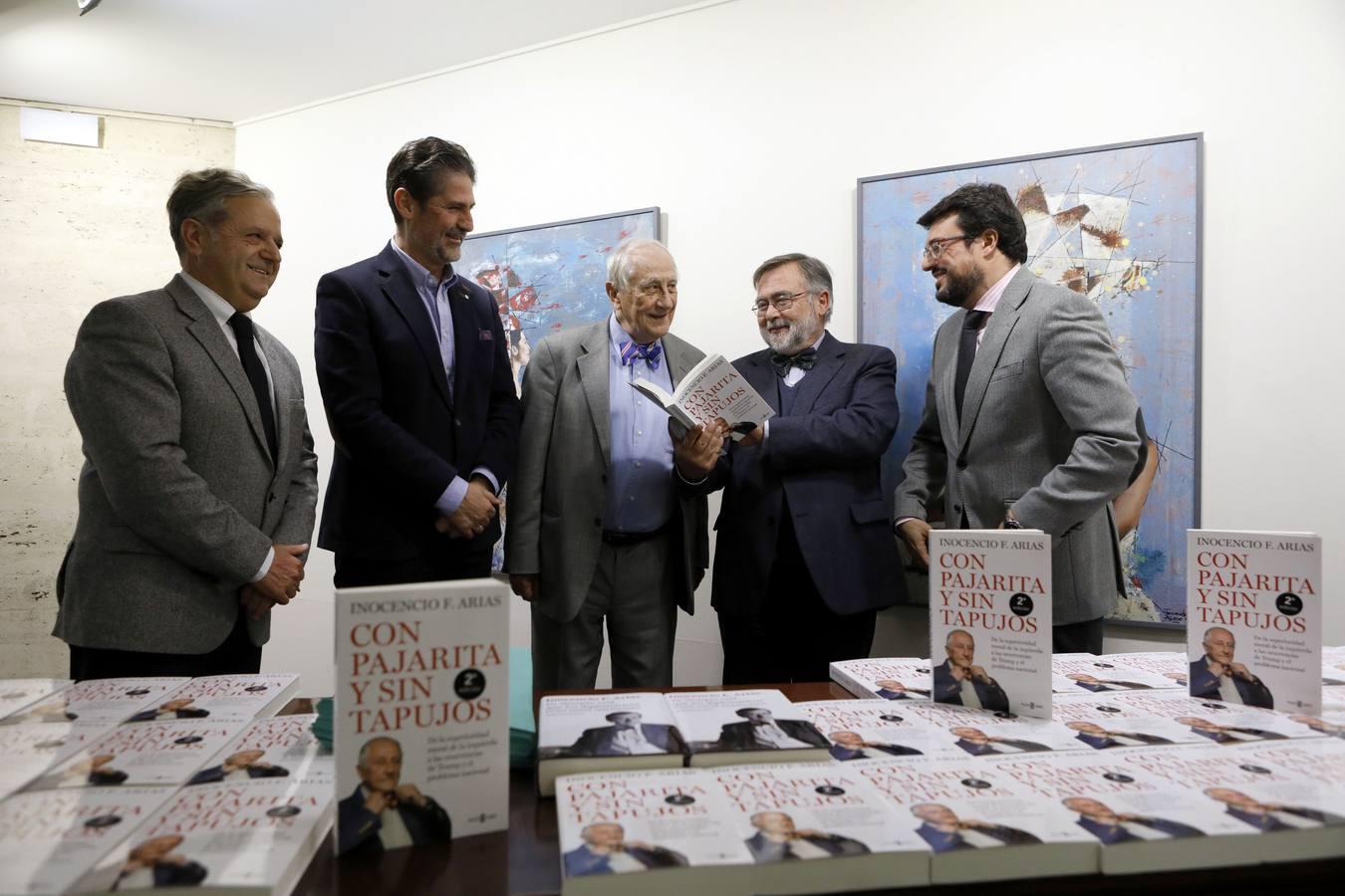 El Foro Cultural de ABC Córdoba con Inocencio Arias, en imágenes