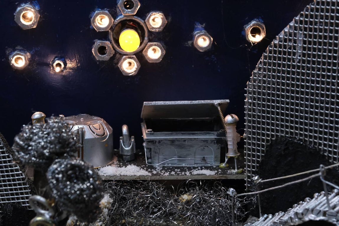 Fotos: El original belén de la Ferretería El Bazar