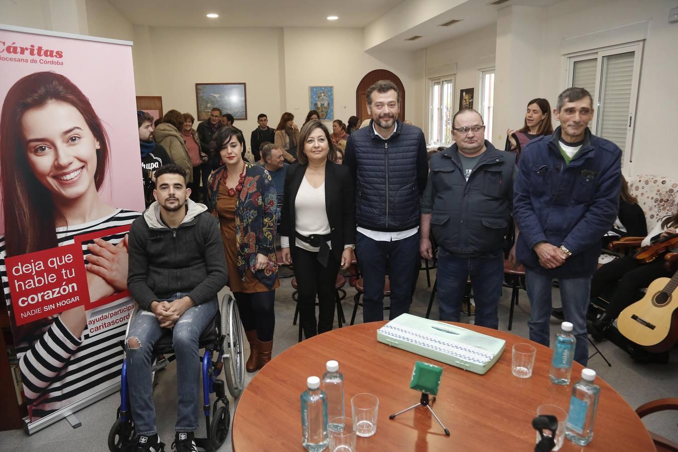 Un día en la casa de acogida Madre del Redentor de Córdoba, en imágenes