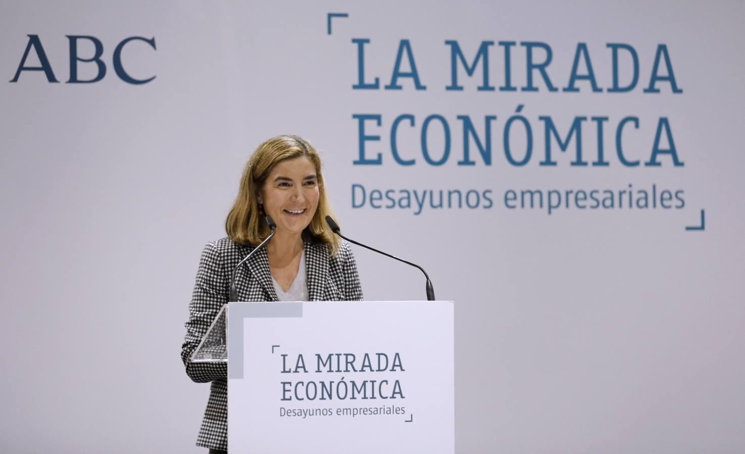 La conferencia de la consejera de Empleo en Córdoba, en imágenes